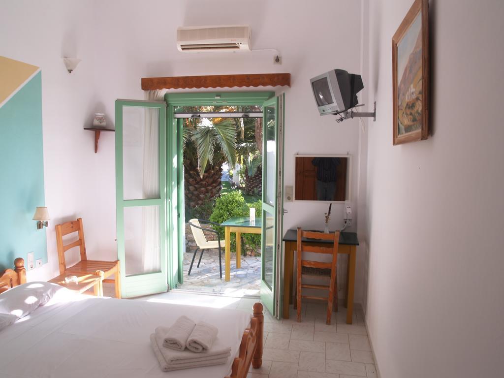 Pegasus Studios & Apartments Skyros Exterior photo