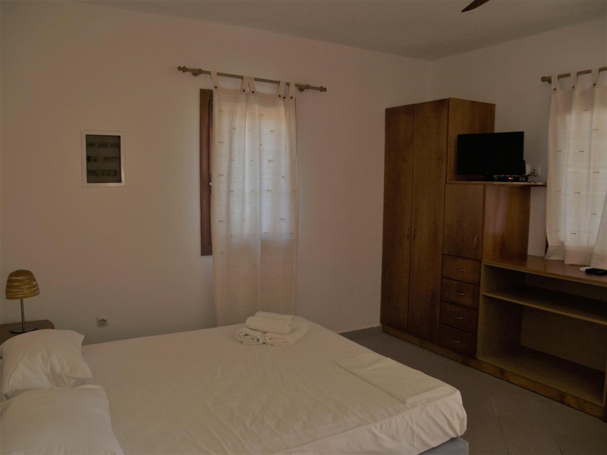Pegasus Studios & Apartments Skyros Exterior photo