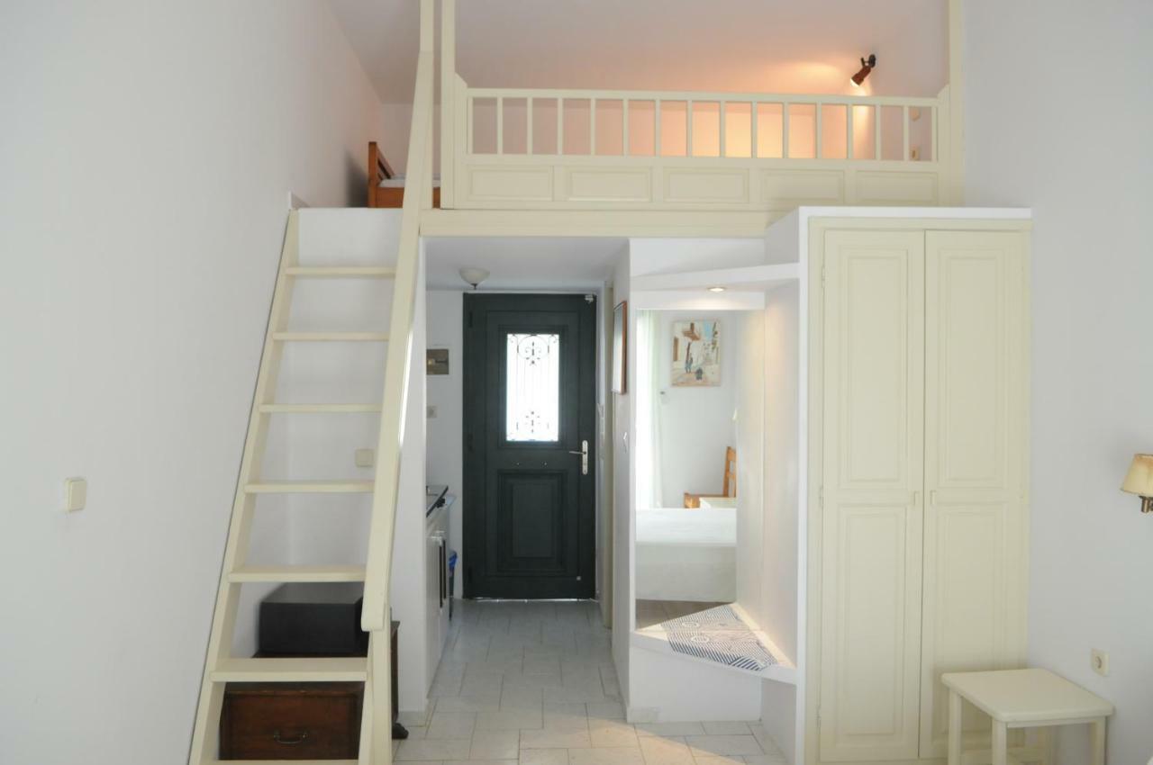 Pegasus Studios & Apartments Skyros Exterior photo